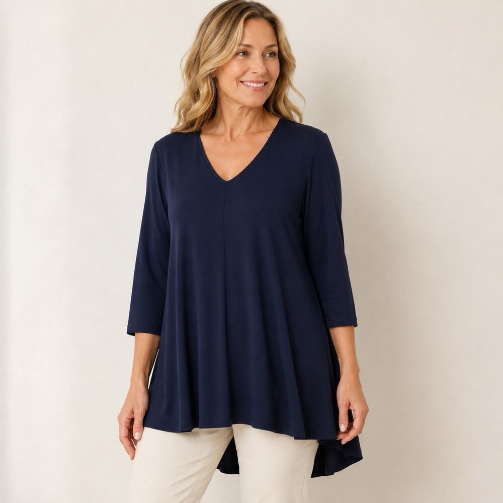 Comfy USA V Neck Top size Large Navy Soft Modal Knit 3/4 Sleeve Pullover